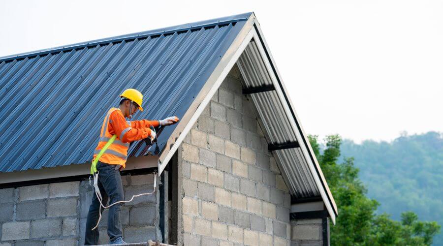 Professional residential roofers in Mexico, ME
